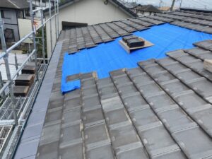 トップライト部分を瓦へ