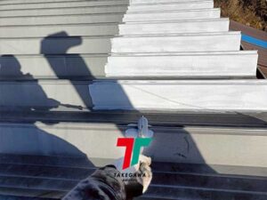 松阪市で折板屋根の断熱塗装