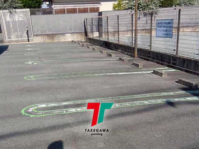 【松阪市】駐車場白線塗装工事|見えにくいラインをしっかり再生