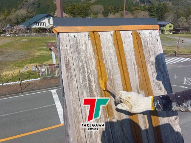 【木つつ木館様 木製看板塗装工事】キシラデコールフォレステージHSで木部をしっかり保護
