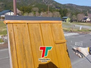 【木つつ木館様 木製看板塗装工事】キシラデコールフォレステージHSで木部をしっかり保護