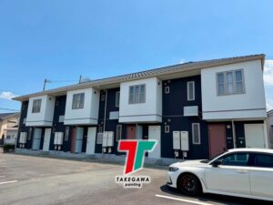 【松阪市 アパート外壁塗装工事】多彩柄塗装＋鳩よけ設置で高耐久＆高級感に仕上げました