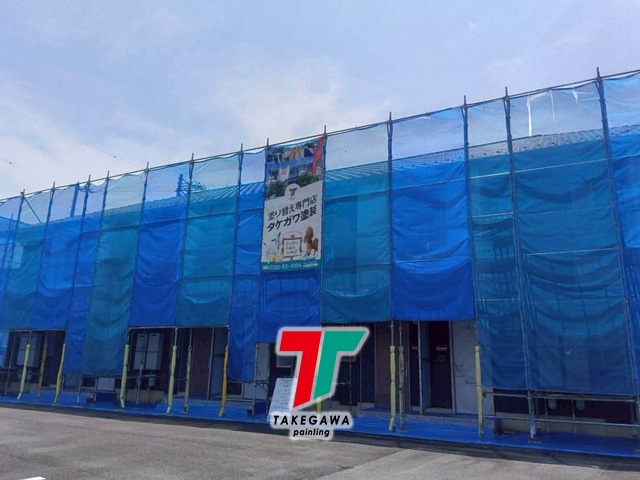 【松阪市 アパート外壁塗装工事】多彩柄塗装+鳩よけ設置で高耐久&高級感に仕上げました