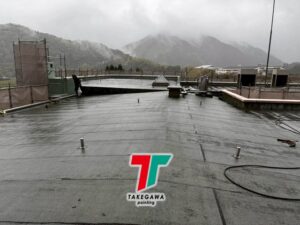 【某施設様 屋上防水工事】アスファルト防水＋ウレタン防水で2ヶ月の大規模施工